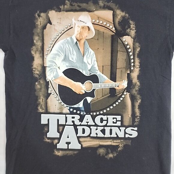 Trace Adkins T Shirt Adult Medium Cowboys Back In Town Concert Tee 2010 Made USA - Picture 2 of 14